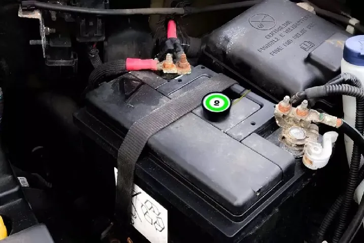 روش های روشن کردن خودرو با باتری خالی